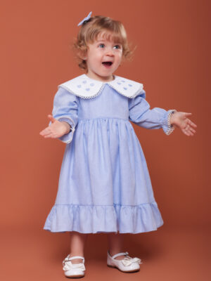 vestido-bebe-coracoes-azul-manga-longa